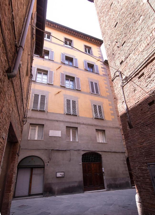 Antica Dimora Del Buongoverno Hotel Siena Exterior foto